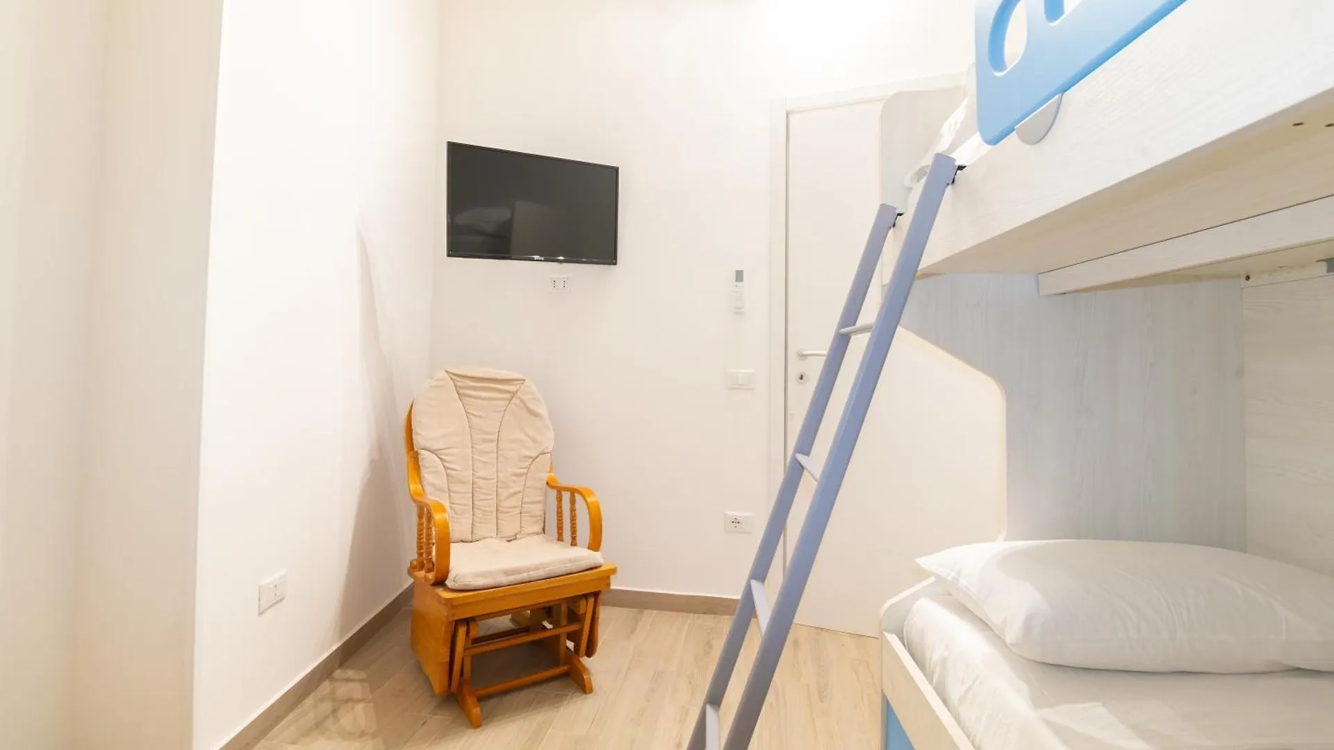 Apartment Appartamento Il Maestrale Casa Vacanza Cabras